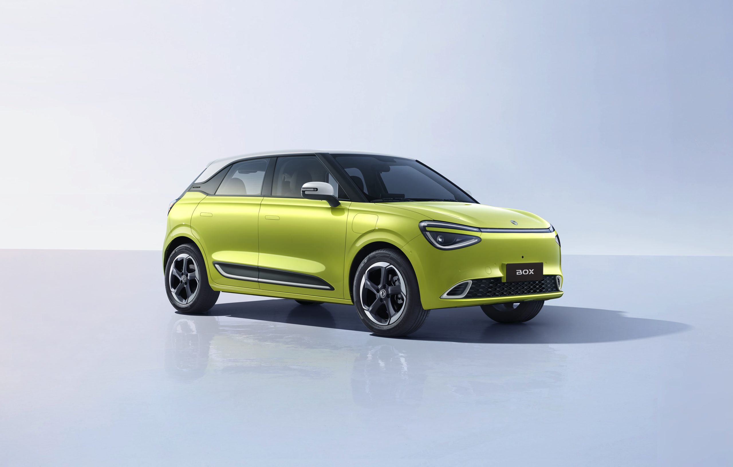 Dongfeng box EV yellow